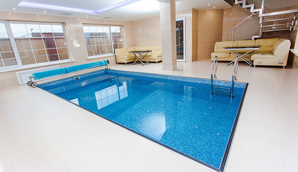 室内泳池湿度过高怎么办？松井泳池泡芙短视频APP官方下载地址为您解忧