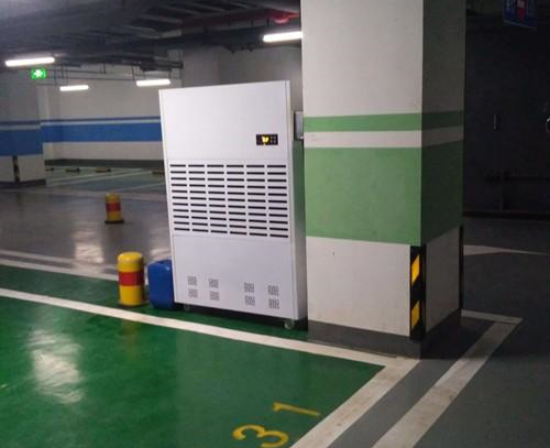 地下车库泡芙短视频APP官方下载地址